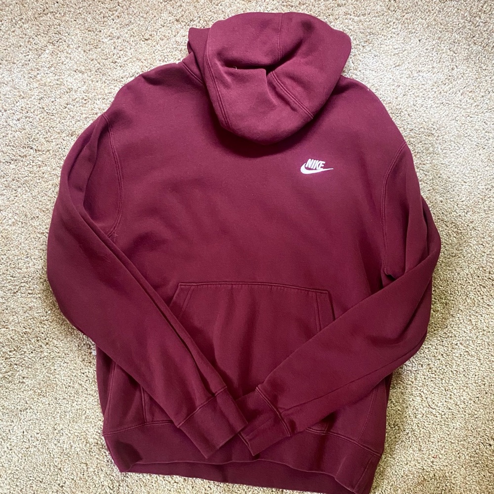 Nike Burgundy Pullover Hoodie Medium